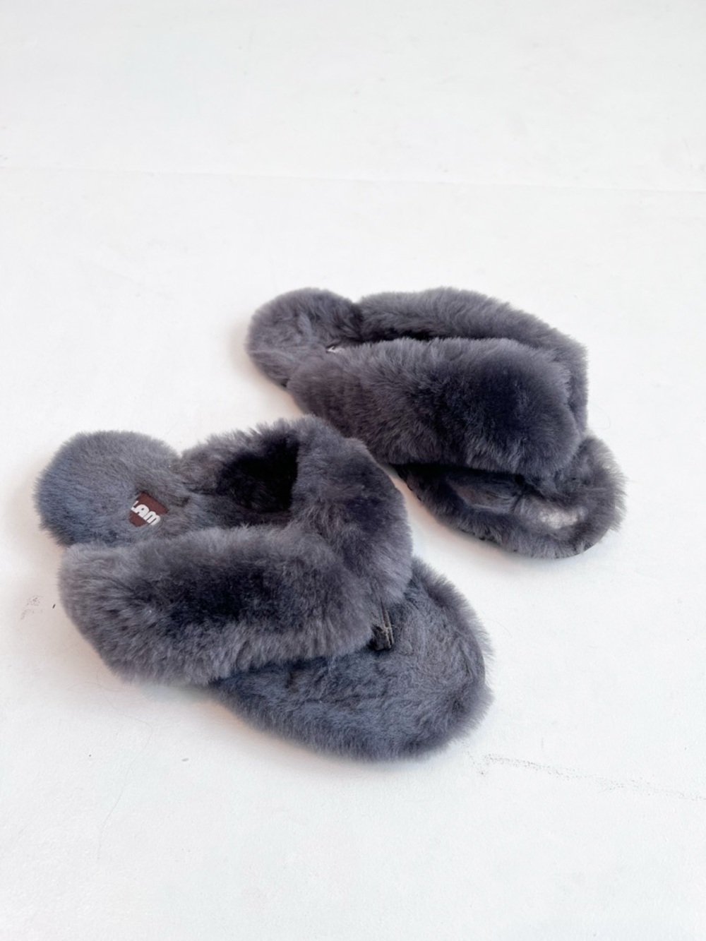 Lamo Grey Plush Sheepskin Thong Slippers